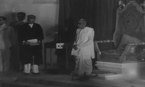 राष्ट्रपति भवन में लगेगी राजगोपालाचारी की प्रतिमा, पीएम मोदी ने कहा- गुलामी के प्रतीकों को छोड़ आगे बढ़ रहा देश