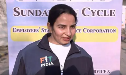 संडे ऑन साइकिल कार्यक्रम में शामिल हुए दिग्गज एथलीट, देशवासियों को फिट रहने का दिया संदेश संडे ऑन साइकिल कार्यक्रम में शामिल हुए दिग्गज एथलीट, देशवासियों को फिट रहने का दिया संदेश