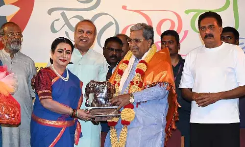 थिएटर टीचरों की भर्ती पर विचार: CM Siddaramaiah थिएटर टीचरों की भर्ती पर विचार: CM Siddaramaiah
