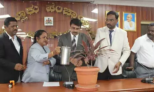 Anekal : जजों की अधिकारियों से नाराज़गी Anekal : जजों की अधिकारियों से नाराज़गी
