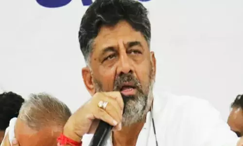 Shivakumar: कर्नाटक नेतृत्व मुद्दे को सुलझाने के खड़गे के आश्वासन से खुश हूं Shivakumar: कर्नाटक नेतृत्व मुद्दे को सुलझाने के खड़गे के आश्वासन से खुश हूं