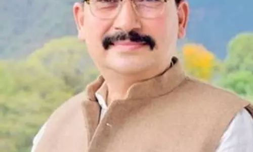 Parmar ने राज्य सरकार पर वित्तीय कुप्रबंधन और फंड के दुरुपयोग का आरोप लगाया Parmar ने राज्य सरकार पर वित्तीय कुप्रबंधन और फंड के दुरुपयोग का आरोप लगाया