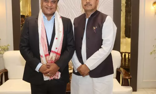 New Delhi: असम कांग्रेस के पूर्व अध्यक्ष बीजेपी में शामिल New Delhi: असम कांग्रेस के पूर्व अध्यक्ष बीजेपी में शामिल