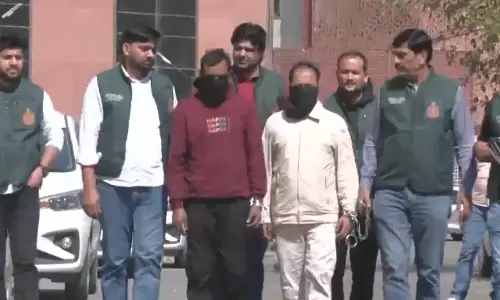 निशाने पर लाल किला और मंदिर, AI समिट के बीच दिल्ली आए थे 4 संदिग्ध, आतंकी मॉड्यूल पर नया खुलासा निशाने पर लाल किला और मंदिर, AI समिट के बीच दिल्ली आए थे 4 संदिग्ध, आतंकी मॉड्यूल पर नया खुलासा