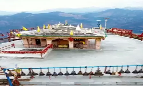 कार्तिक स्वामी मंदिर: यहां प्रतिमा नहीं, अस्थियों की होती है पूजा, भगवान शिव से जुड़ा है इतिहास कार्तिक स्वामी मंदिर: यहां प्रतिमा नहीं, अस्थियों की होती है पूजा, भगवान शिव से जुड़ा है इतिहास