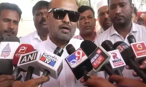 कांग्रेस MLA ने कर्नाटक सरकार के नेतृत्व को लेकर चल रहे विवाद पर स्पष्टता की मांग की