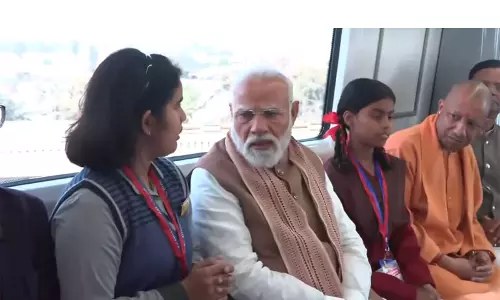 PM मोदी ने मेरठ मेट्रो और नमो भारत ट्रेन को हरी झंडी दिखाई