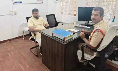 गोशामहल विधायक Raja Singh पुलिस हिरासत में गोशामहल विधायक Raja Singh पुलिस हिरासत में