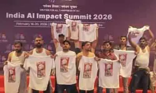 शर्टलेस प्रोटेस्ट: कोर्ट ने IYC कार्यकर्ताओं को 5 दिन की पुलिस कस्टडी में भेजा