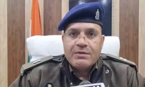 Hardoi में जमीन विवाद, बच्ची की सूचना पर दो हिरासत में