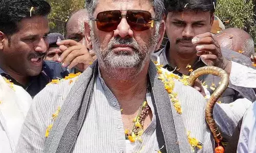 मेरे लिए अच्छा होगा अगर कुछ कांग्रेस MLA अपना मुंह बंद रखें: DK Shivakumar मेरे लिए अच्छा होगा अगर कुछ कांग्रेस MLA अपना मुंह बंद रखें: DK Shivakumar