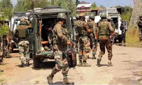 J&K के किश्तवाड़ में 2 आतंकवादी मारे गए, AK-47 बरामद J&K के किश्तवाड़ में 2 आतंकवादी मारे गए, AK-47 बरामद