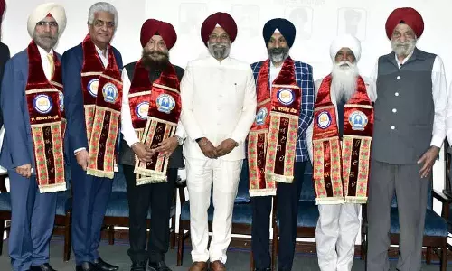 GNDU के कुलपति ने युवा पंजाब के लिए प्रेरणादायक कहानियों की सराहना की GNDU के कुलपति ने युवा पंजाब के लिए प्रेरणादायक कहानियों की सराहना की