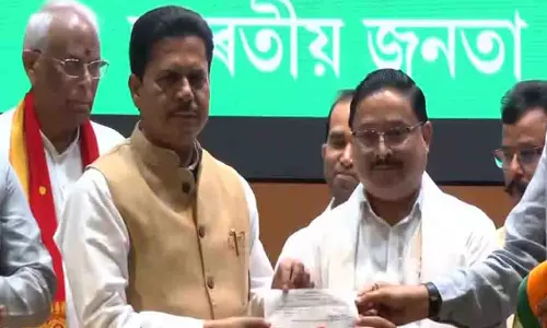 Assam कांग्रेस के पूर्व प्रमुख भूपेन कुमार बोरा विधानसभा चुनाव से पहले भाजपा में शामिल हुए Assam कांग्रेस के पूर्व प्रमुख भूपेन कुमार बोरा विधानसभा चुनाव से पहले भाजपा में शामिल हुए