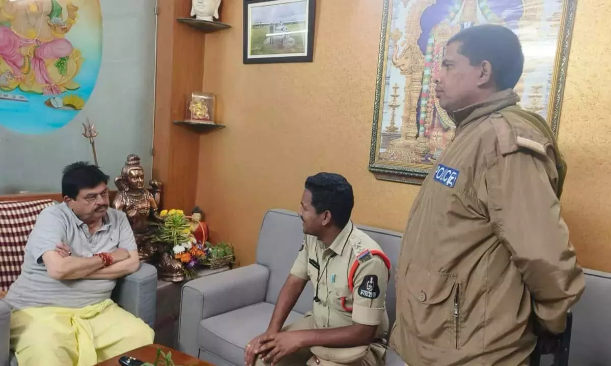 Telangana भाजपा प्रमुख एन. रामचंद्र राव को नजरबंद किया गया