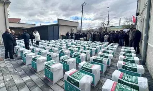 KSrelief ने सूडान, उज़्बेकिस्तान, कोसोवो और अफ़गानिस्तान में खाद्य सहायता बांटी KSrelief ने सूडान, उज़्बेकिस्तान, कोसोवो और अफ़गानिस्तान में खाद्य सहायता बांटी