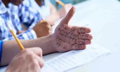 Latur division में सबसे ज़्यादा 6, अमरावती में 5; 12वीं के पेपर में नकल की 20 घटनाएं हुईं