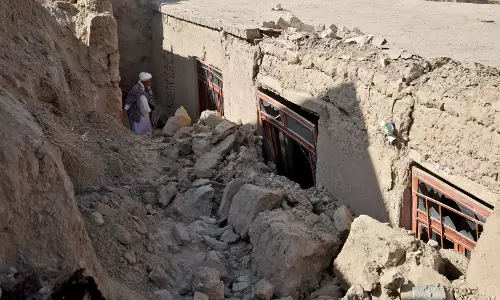 Pakistan ने अफगानिस्तान के पक्तिका में धार्मिक मदरसे पर हमला किया