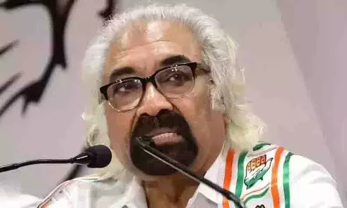 Sam Pitroda ने कहा कि भारत के पास अपना ऑपरेटिंग सिस्टम नहीं होना शर्म की बात Sam Pitroda ने कहा कि भारत के पास अपना ऑपरेटिंग सिस्टम नहीं होना शर्म की बात