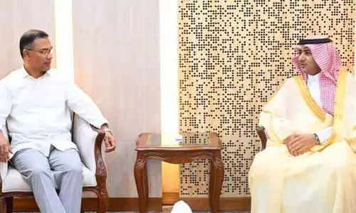 Saudi एम्बेसडर ढाका में नए PM तारिक रहमान से मिले Saudi एम्बेसडर ढाका में नए PM तारिक रहमान से मिले