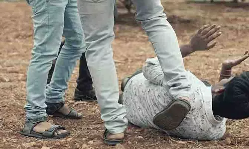 MP में बंगाली प्रवासी मज़दूर संक्रमित, परिवार ने भाषा को लेकर भेदभाव का आरोप लगाया