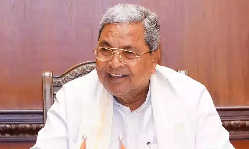 Karnataka वाइस-चांसलरों की राय: छात्र चुनाव और मोबाइल बैन