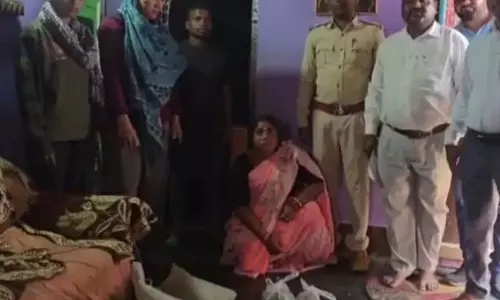 वन विभाग ने सांभर के मांस के साथ दो महिलाओं को गिरफ्तार, जांच जारी वन विभाग ने सांभर के मांस के साथ दो महिलाओं को गिरफ्तार, जांच जारी