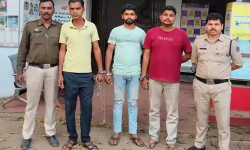 होली से पहले दुर्ग पुलिस की सख्ती बढ़ी, हुड़दंगियों के खिलाफ सख्त कार्रवाई होली से पहले दुर्ग पुलिस की सख्ती बढ़ी, हुड़दंगियों के खिलाफ सख्त कार्रवाई