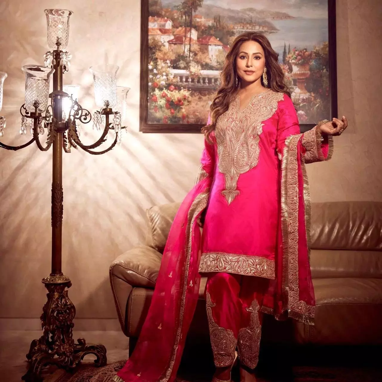 Eid Suit Design: ईद पर पहनें हिना खान जैसे सूट, लगेंगी चांद का टुकड़ा Eid Suit Design: ईद पर पहनें हिना खान जैसे सूट, लगेंगी चांद का टुकड़ा