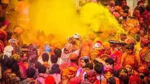 Mathura Vrindavan Holi 2026: फूलों वाली होली से लेकर लट्ठमार होली तक… मथुरा-वृंदावन में कब से शुरू होगा ये त्योहार Mathura Vrindavan Holi 2026: फूलों वाली होली से लेकर लट्ठमार होली तक… मथुरा-वृंदावन में कब से शुरू होगा ये त्योहार