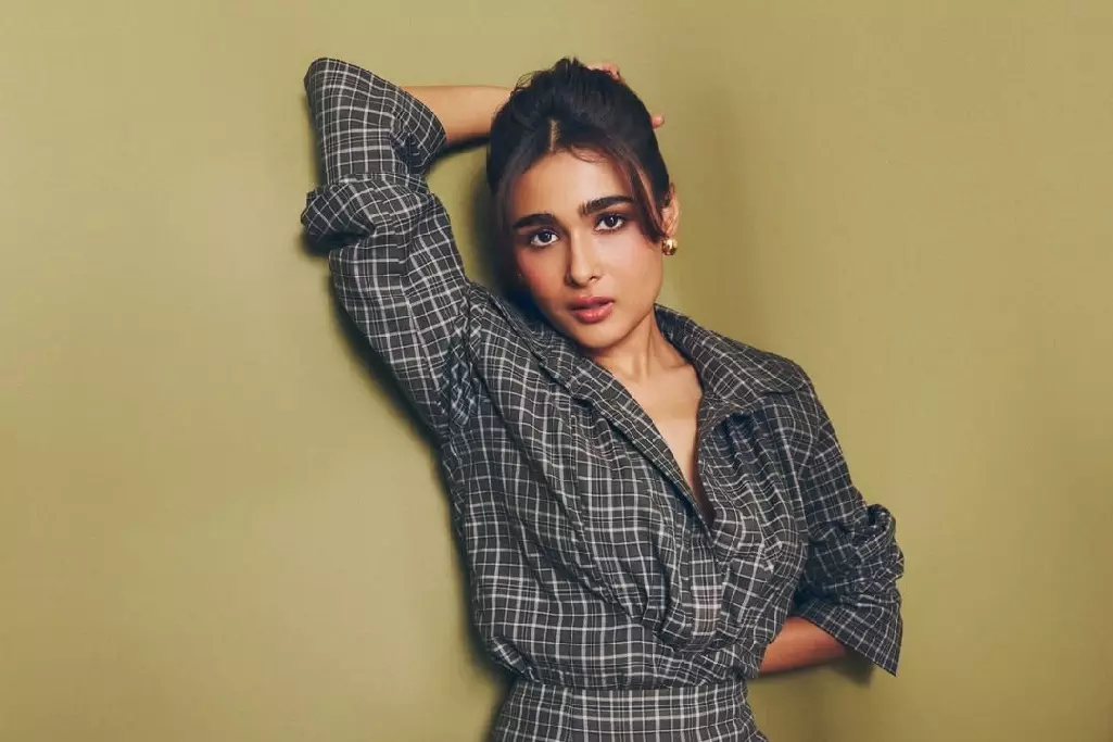 Shalini Pandey का इंडिपेंडेंट सफर: “सपनों के लिए खुद पर भरोसा जरूरी” Shalini Pandey का इंडिपेंडेंट सफर: “सपनों के लिए खुद पर भरोसा जरूरी”