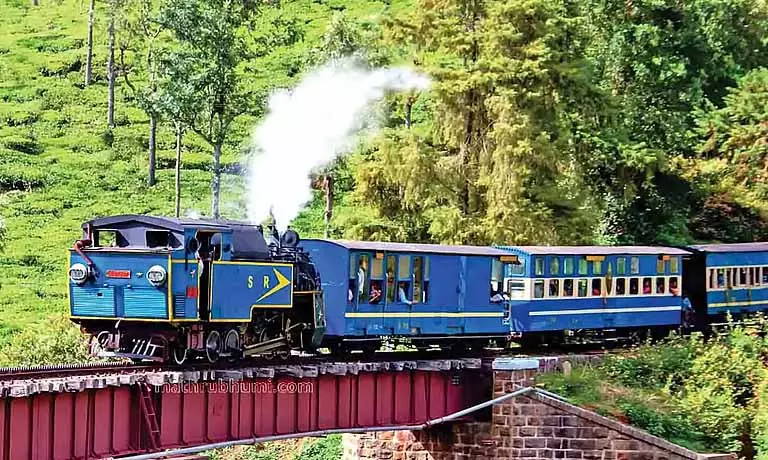 दक्षिण रेलवे ने Nilgiri माउंटेन रेलवे की रेगुलर सेवाओं के लिए 5% किराया बढ़ाने की घोषणा की दक्षिण रेलवे ने Nilgiri माउंटेन रेलवे की रेगुलर सेवाओं के लिए 5% किराया बढ़ाने की घोषणा की