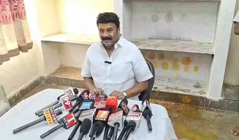 Talasani: कोमुरवेली मंदिर में भक्तों की भीड़ हज़ारों से लाखों में पहुंची Talasani: कोमुरवेली मंदिर में भक्तों की भीड़ हज़ारों से लाखों में पहुंची