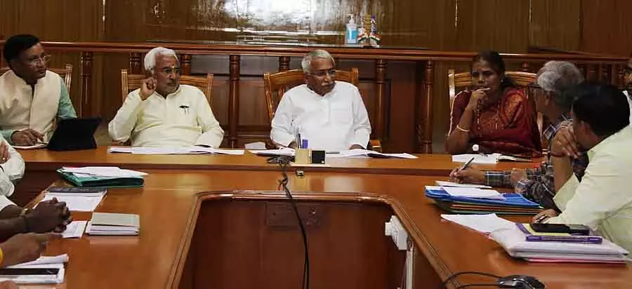 राहत सामग्री बांटने के लिए प्राथमिकता के आधार पर कदम उठाए गए: Thimmapura राहत सामग्री बांटने के लिए प्राथमिकता के आधार पर कदम उठाए गए: Thimmapura