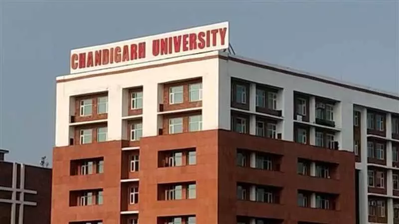 Chandigarh University के स्टूडेंट्स को निशाना बनाकर तीन स्नैचर्स पकड़े गए Chandigarh University के स्टूडेंट्स को निशाना बनाकर तीन स्नैचर्स पकड़े गए