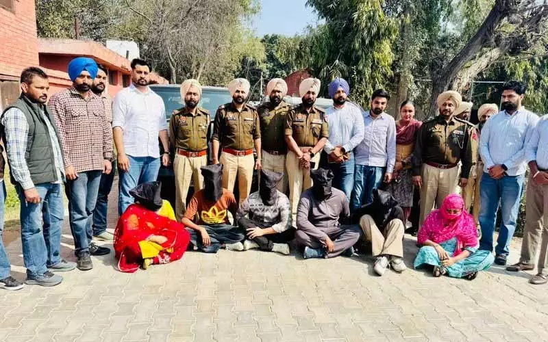 Punjab Police ने इंटरनेशनल ड्रग कार्टेल का भंडाफोड़ किया, 6 गिरफ्तार Punjab Police ने इंटरनेशनल ड्रग कार्टेल का भंडाफोड़ किया, 6 गिरफ्तार