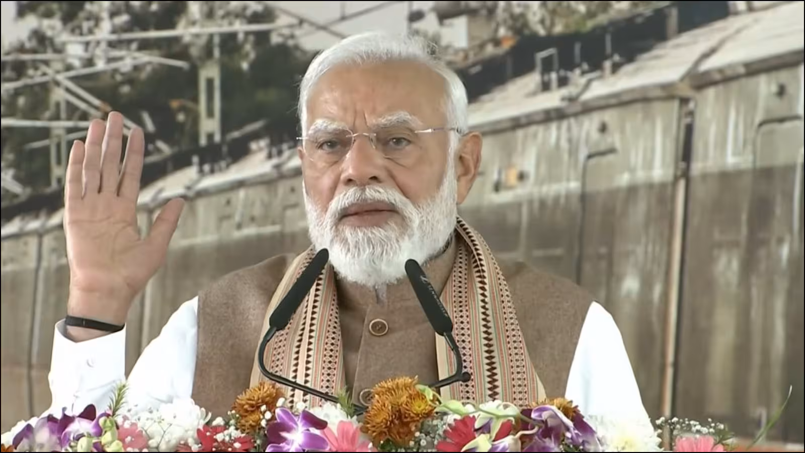 Meerut: पीएम मोदी के बयान पर राजनीतिक घमासान Meerut: पीएम मोदी के बयान पर राजनीतिक घमासान