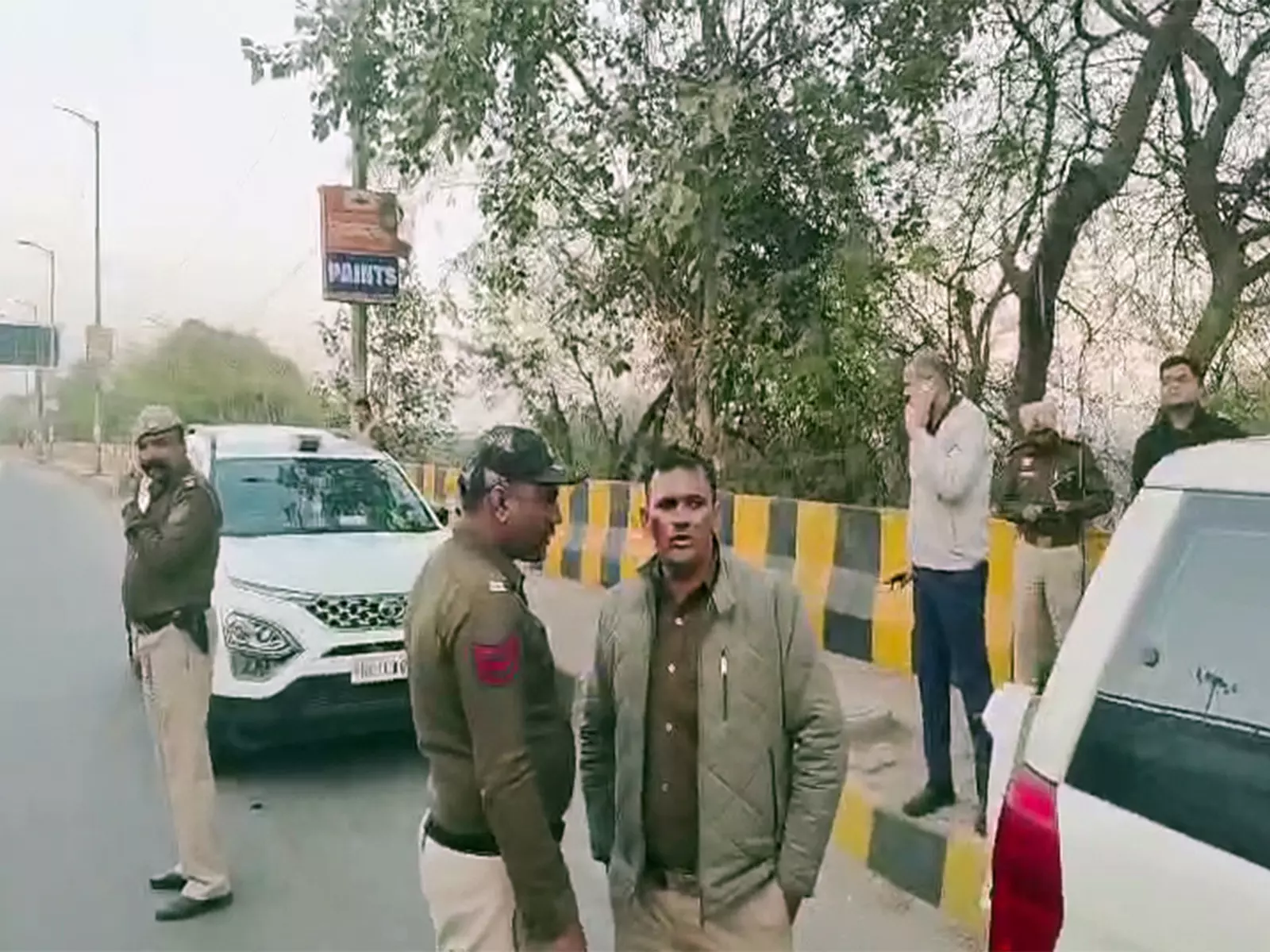 Delhi पुलिस की क्राइम ब्रांच ने मुठभेड़ में दो वांछित गैंगस्टरों को गिरफ्तार किया Delhi पुलिस की क्राइम ब्रांच ने मुठभेड़ में दो वांछित गैंगस्टरों को गिरफ्तार किया