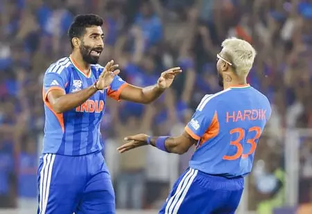 T20 World Cup में सर्वाधिक विकेट लेने वाले भारतीय बने जसप्रीत बुमराह T20 World Cup में सर्वाधिक विकेट लेने वाले भारतीय बने जसप्रीत बुमराह