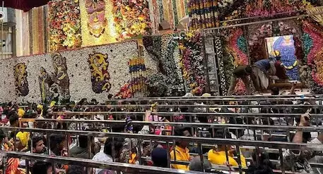 Jaipur: खाटूश्यामजी मेले में श्रद्धालुओं की भीड़ Jaipur: खाटूश्यामजी मेले में श्रद्धालुओं की भीड़