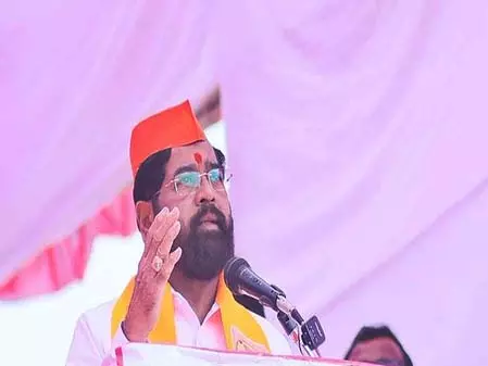 उपमुख्यमंत्री Eknath Shinde ने विपक्ष को दी आरोपों को विधानसभा में साबित करने की चुनौती उपमुख्यमंत्री Eknath Shinde ने विपक्ष को दी आरोपों को विधानसभा में साबित करने की चुनौती