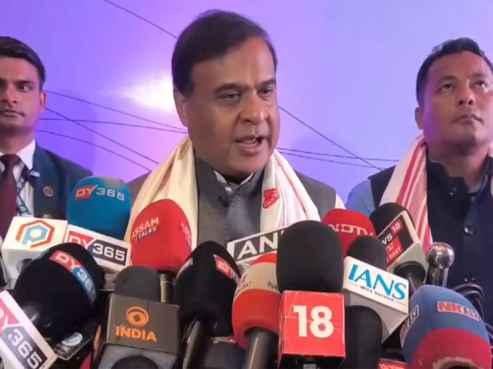गुवाहाटी हवाई अड्डे पर नए टर्मिनल को लेकर CM हिमंता का कहना है, असम के पर्यटन को बढ़ावा मिलेगा गुवाहाटी हवाई अड्डे पर नए टर्मिनल को लेकर CM हिमंता का कहना है, असम के पर्यटन को बढ़ावा मिलेगा