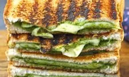 Chutney Sandwich Recipe :10 मिनट में बनाएं चटनी सैंडविच Chutney Sandwich Recipe :10 मिनट में बनाएं चटनी सैंडविच