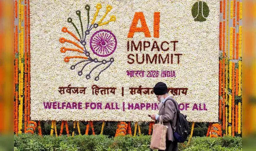 Editorial: आर्टिफिशियल इंटेलिजेंस को लोकतांत्रिक बनाने की दिशा में