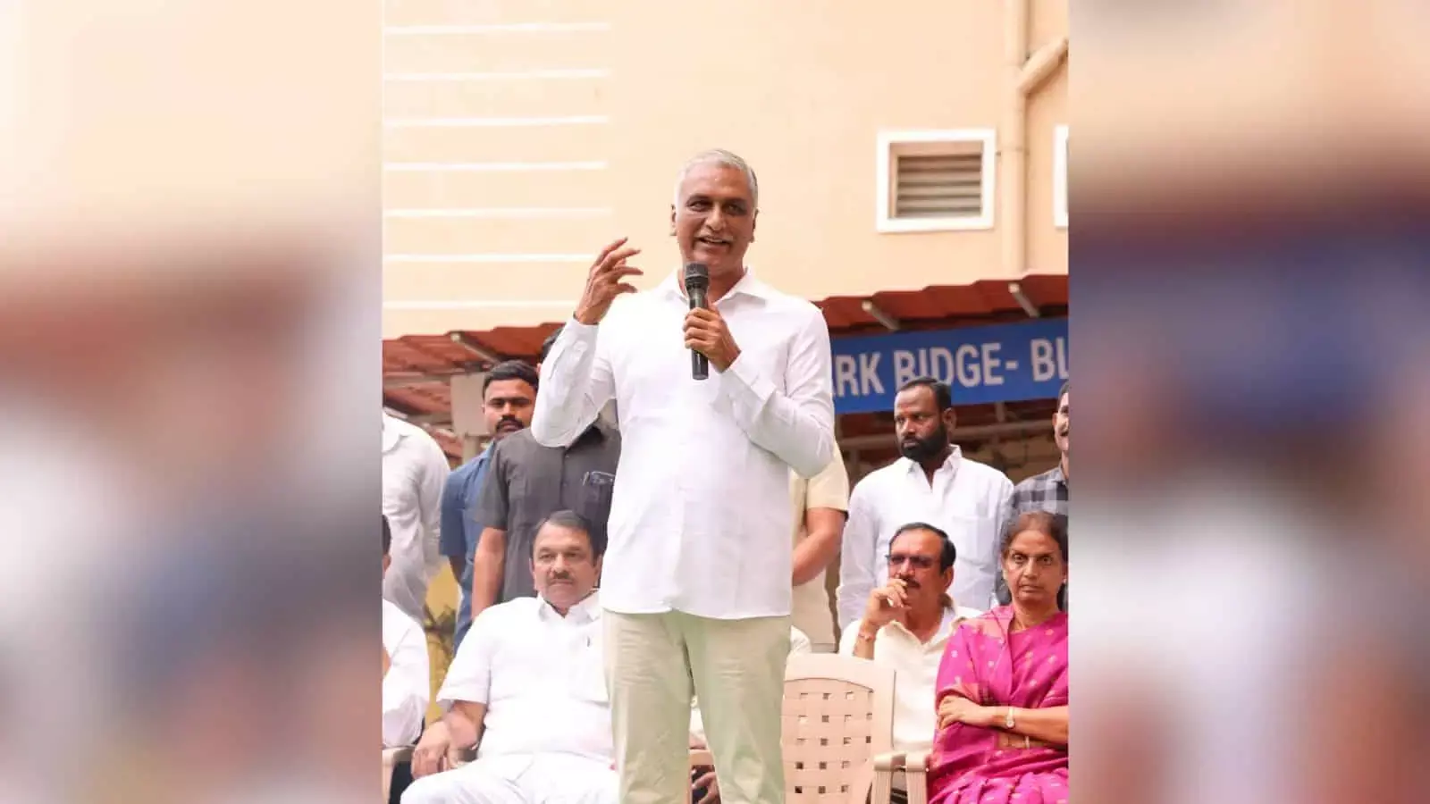 Harish Rao ने मूसी के जीर्णोद्धार की वजह से तोड़-फोड़ के खतरे का सामना कर रहे निवासियों से मुलाकात की