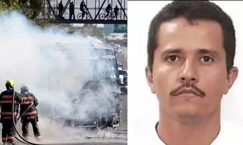 Mexican army ने ताकतवर कार्टेल बॉस एल मेंचो को मार गिराया; कई राज्यों में हिंसा Mexican army ने ताकतवर कार्टेल बॉस एल मेंचो को मार गिराया; कई राज्यों में हिंसा
