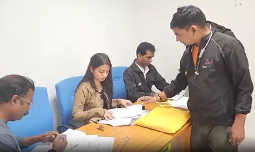 झारखंड: रांची समेत 48 स्थानीय निकायों में मतदान जारी, बाबूलाल मरांडी ने जनता से की वोटिंग की अपील