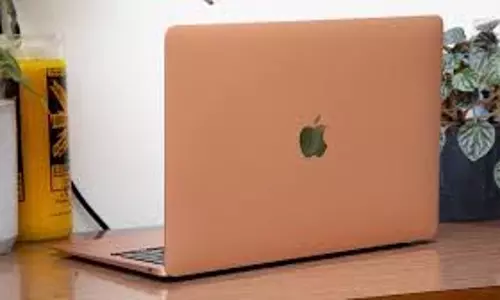 Apple :ऐप्पल लाने वाली है अपना सबसे सस्ता लैपटॉप, जानें कब होगा लॉन्च Apple :ऐप्पल लाने वाली है अपना सबसे सस्ता लैपटॉप, जानें कब होगा लॉन्च