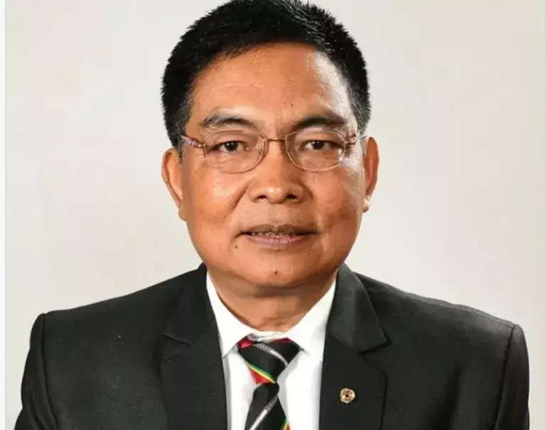 Manipur में आदिवासी संगठनों का विरोध मार्च, वाल्टे के सम्मान में ताबूत यात्रा का ऐलान Manipur में आदिवासी संगठनों का विरोध मार्च, वाल्टे के सम्मान में ताबूत यात्रा का ऐलान