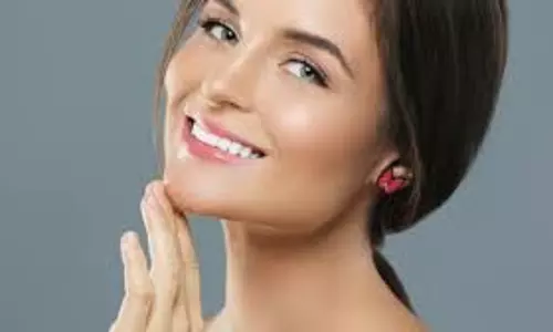 Skin Care Tips : इन आसान घरेलू नुस्खों से निखर उठेगी चेहरे की रौनक Skin Care Tips : इन आसान घरेलू नुस्खों से निखर उठेगी चेहरे की रौनक